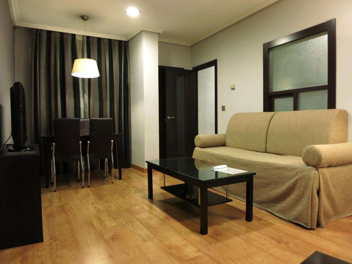 Apartamentos Boutique Catedral Valladolid Exterior photo